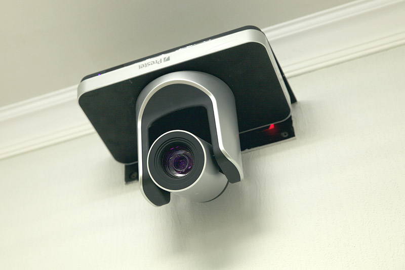 Видеокамера системы видеоконференцсвязи