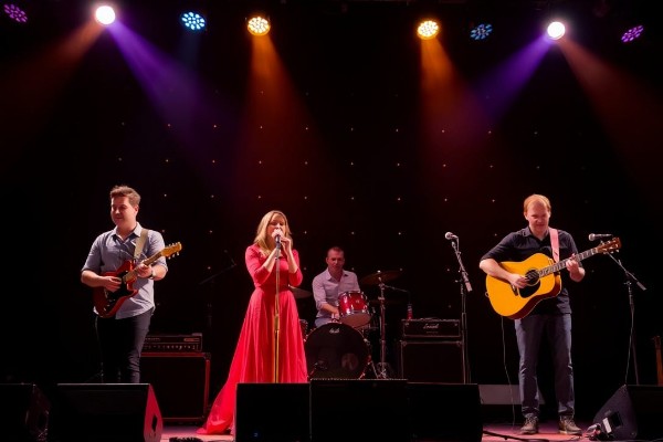 Звуковое оборудование концертного зала 